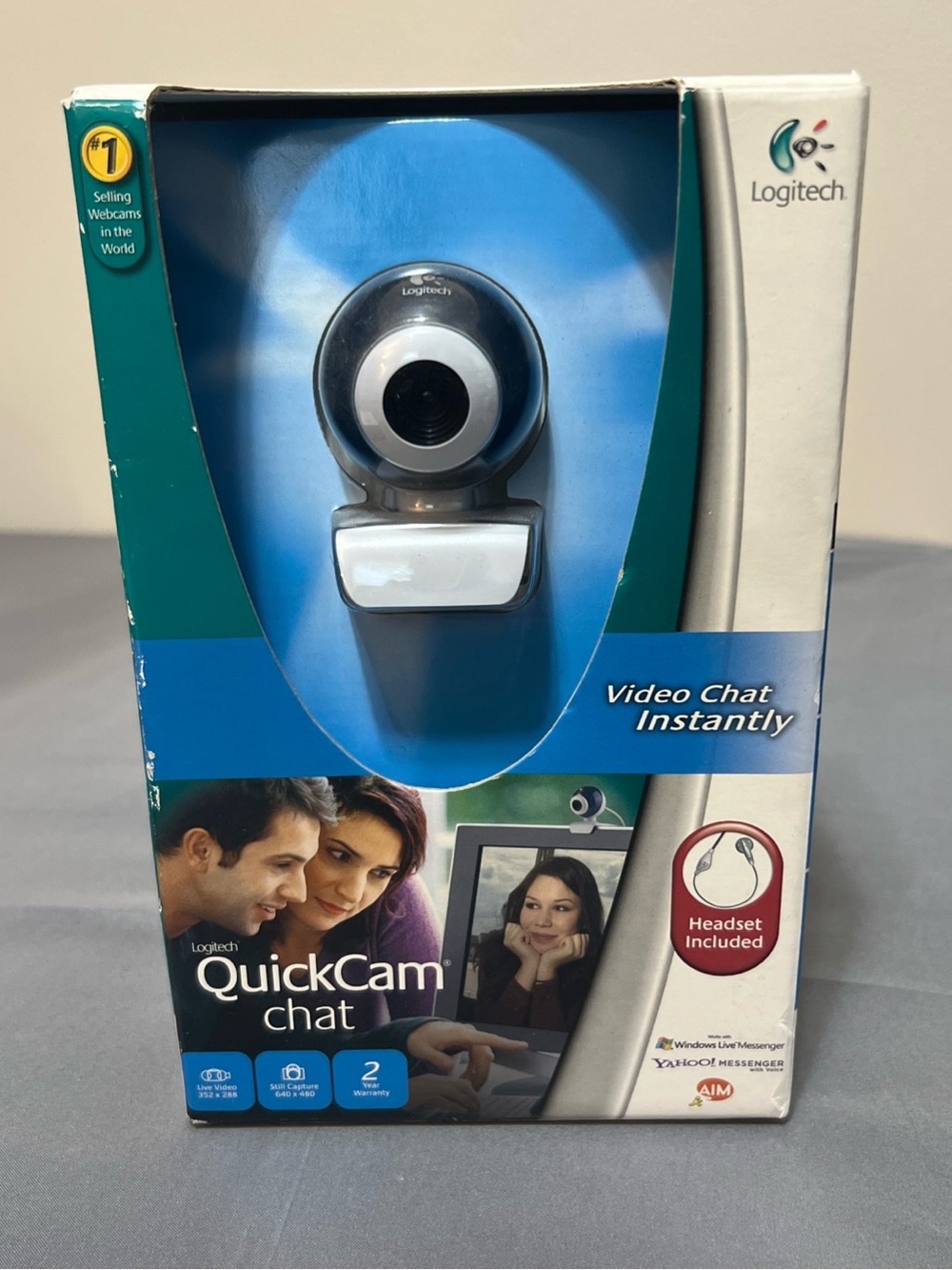 Logitech QuickCam Chat Webcam 961462-0403 New Sealed Vintage USB 2.0 w/ Headset